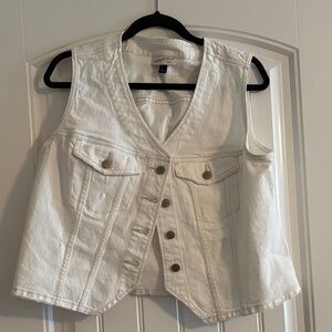 Universal Thread White Denim Vest